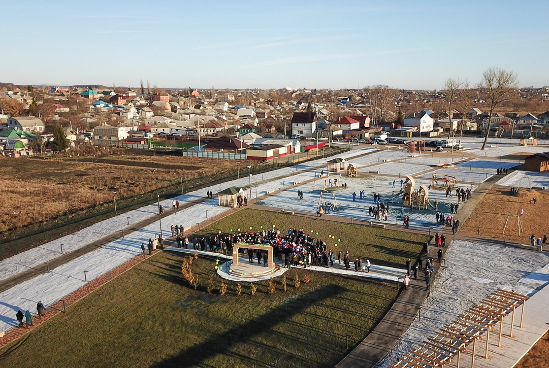 Острогожск набережная. Острогожск парк Тихая сосна. Острогожск пляж Тихая сосна. Новая набережная Тихая сосна Острогожск.