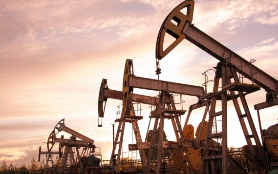 Минэнерго ожидает переизбытка на рынке нефти с начала 2022 года