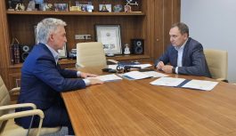 Состоялась рабочая встреча заместителя председателя Правительства Амурской области Павла Матюхина и заместителя министра  строительства и ЖКХ РФ Алексея Ересько