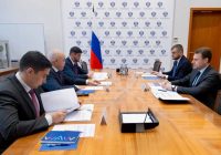 Министр энергетики РФ Сергей Цивилёв и министр РФ по развитию Дальнего Востока и Арктики Алексей Чекунков обсудили развитие энергетики Дальневосточного федерального округа Министр энергетики РФ Сергей Цивилёв и министр РФ по развитию Дальнего Востока и Арктики Алексей Чекунков обсудили развитие энергетики Дальневосточного федерального округа