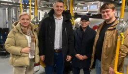 Заместитель генерального директора ГУП «ЖКХ Республики Саха (Якутия)» Л. К. Соров и руководитель МРПА Т. И. Мордасова ознакомились с работой ГК «Атриум»