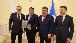 Знакомьтесь: лауреаты Ежегодной премии «За развитие Дальнего Востока и Арктики». Генеральный директор ООО «Евротрейд» А. В. Антипьев